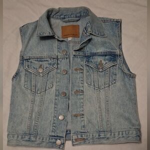 Denim Forum Sky Blue Button-Up Vest